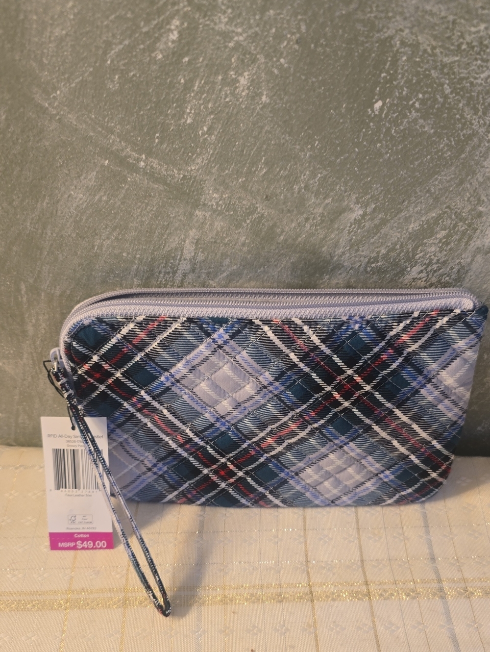 Vera Bradley RFID Quilted Snowy Plaid All Day Simple Wristlet Clutch New - Picture 5 of 5